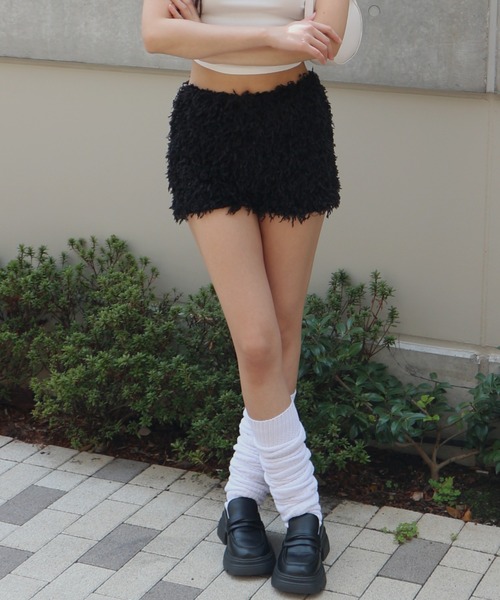 tinkerend(ティンカーエンド)の「Fur Shorts / ファーショートパンツ(スウェットパンツ・レディース・ブラック/ホワイト・FREE)」の18枚目の写真
