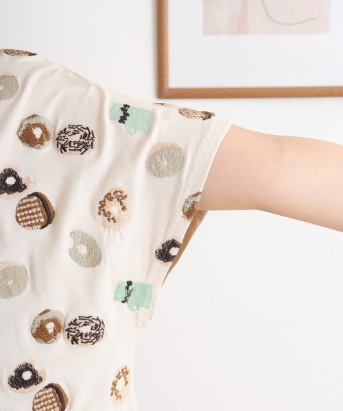 tシャツ EMAGO 風船とキリン刺繍ドルマンＴ レディース Emago tシャツ EMAGO 風船とキリン刺繍ドルマンT レディース