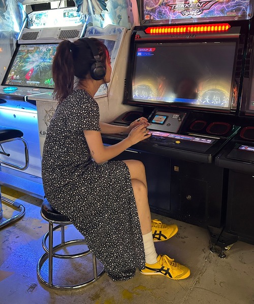 TEEN BOOP(ティーンブープ)の「フローレットスリットワンピース(ワンピース・レディース・ブラック/オフホワイト・FREE)」の17枚目の写真