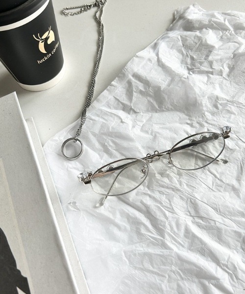 UP START（アップスタート）の「【LAMPOON】ビジューメガネ（メガネ・レディース・ゴールド/シルバー・FREE）」の6枚目の写真