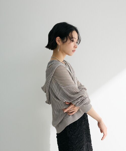 Green　Parks（グリーンパークス）の「メッシュニットパーカー（パーカー・レディース・オフホワイト/グレー/サックスブルー・FREE）」の9枚目の写真