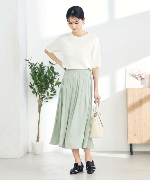 a.v.v（アーヴェヴェ）の「グルカパンプス（パンプス・レディース・ブラック/アイボリー・24.5/23.5/22.5）」の10枚目の写真