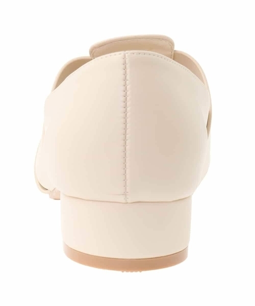 a.v.v（アーヴェヴェ）の「グルカパンプス（パンプス・レディース・ブラック/アイボリー・24.5/23.5/22.5）」の14枚目の写真