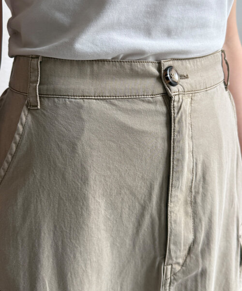 DouDou(ドゥドゥ)の「綿リヨセルピグメント加工カーゴスカート(スカート・レディース・ブラック/ベージュ/ブラウン・FREE/TM)」の5枚目の写真