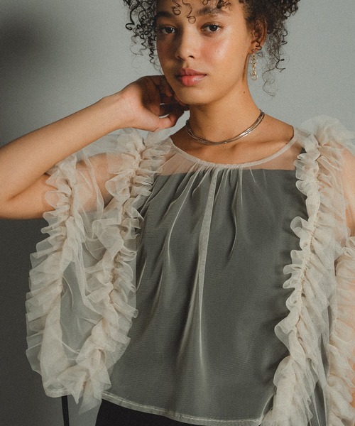 et.UNiVER(エトユニベール)の「Frill big shiape setup(ドレス・レディース・ピンクベージュ/チャコール/ブラック×ベージュ・LARGE/MEDIUM/SMALL)」の17枚目の写真