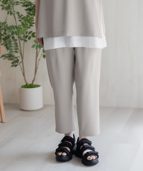 HusHusH(ハッシュアッシュ)の「HusHusH 冷感テーパードパンツ(その他パンツ・レディース・ブラック/ベージュ・M/L)」の5枚目の写真