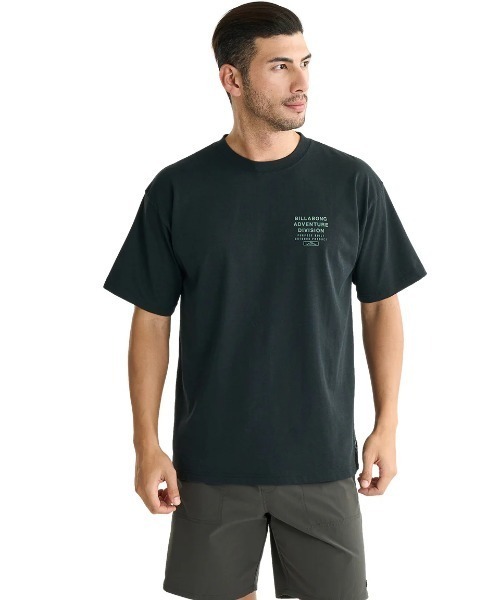 BILLABONG(ビラボン)の「BILLABONG メンズ 【A/DIV.】 ADIV LOGO 2.0 Tシャツ 【2025年夏モデル】/ビラボンバックプリント半袖Tシャツ(Tシャツ/カットソー・メンズ・ホワイト/ブラック/モスグリーン・MEDIUM/LARGE/X-LARGE)」の11枚目の写真