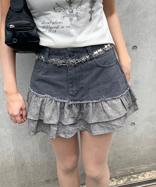 lilful（リルフル）の「【インパン付き】配色フリルミニスカート（スカート・レディース・ベージュ/グレー・M/S）」の11枚目の写真