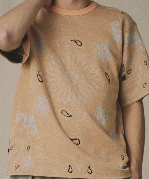 Universal Styleバンダナ ジャカード Tee