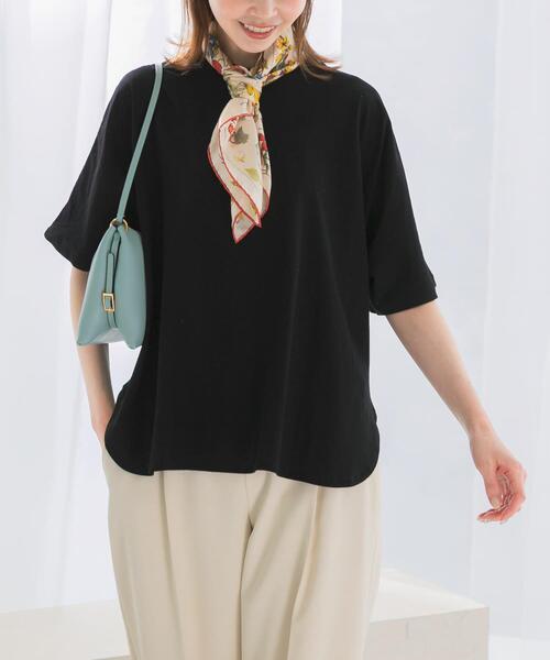 URBAN RESEARCH ROSSO WOMEN(アーバンリサーチ ロッソ)の「接触冷感ハーフスリーブドルマンTシャツ(Tシャツ/カットソー・レディース・パープル/オフホワイト/ブラック/ライトベージュ・FREE)」の10枚目の写真