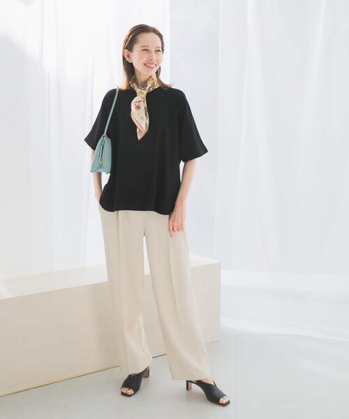 URBAN RESEARCH ROSSO WOMEN(アーバンリサーチ ロッソ)の「接触冷感ハーフスリーブドルマンTシャツ(Tシャツ/カットソー・レディース・パープル/オフホワイト/ブラック/ライトベージュ・FREE)」の8枚目の写真