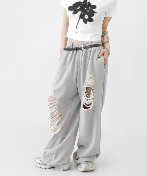 minsobi（ミンソビ）の「ダメージデザインワイドスウェットパンツ（スウェットパンツ・メンズ・ブラック/グレー・FREE）」の18枚目の写真