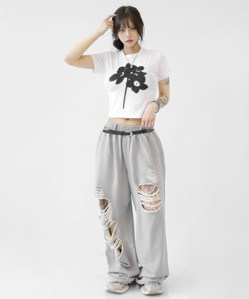 minsobi（ミンソビ）の「ダメージデザインワイドスウェットパンツ（スウェットパンツ・メンズ・ブラック/グレー・FREE）」の21枚目の写真