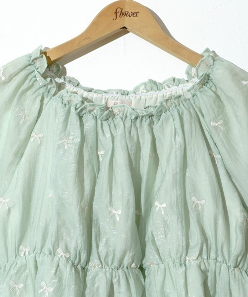 flower（フラワー）の「パーリーリボンブラウス（シャツ/ブラウス・レディース・ベージュ/ミント/アイボリー・FREE）」の9枚目の写真