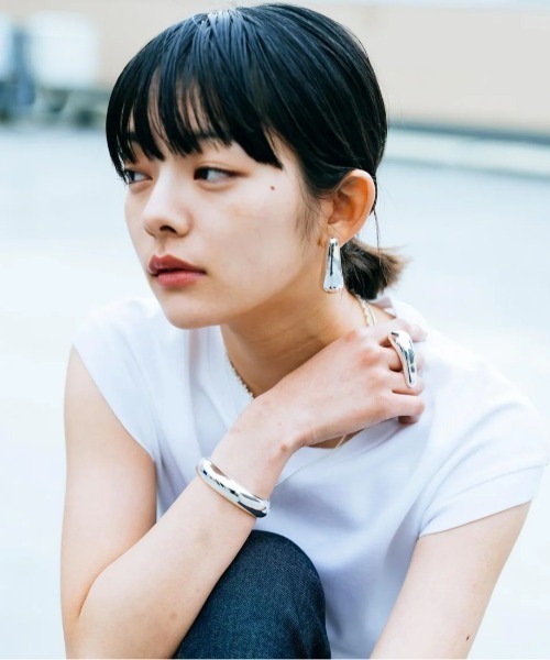 Nothing And Others(ナッシングアンドアザーズ)の「Nothing And Others/ナッシングアンドアザーズ/Simple Bangle(バングル/リストバンド・レディース・シルバー・F)」の8枚目の写真