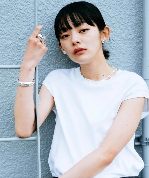 Nothing And Others(ナッシングアンドアザーズ)の「Nothing And Others/ナッシングアンドアザーズ/Simple Bangle(バングル/リストバンド・レディース・シルバー・F)」の7枚目の写真