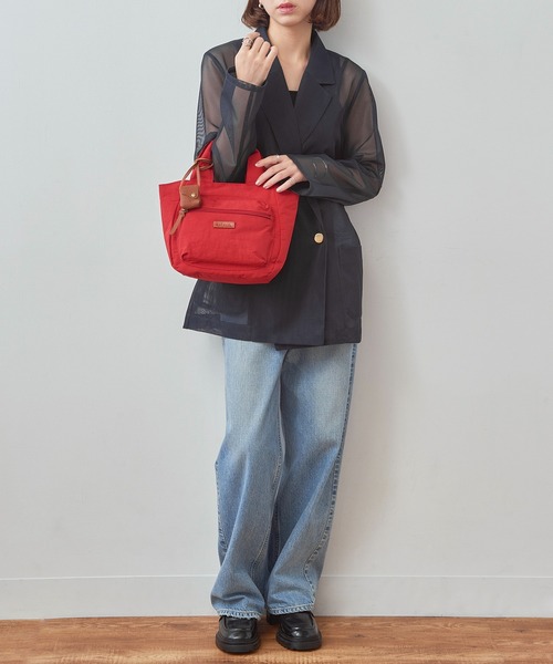 toleur（トーラ）の「【toleur】リンクルナイロンCトート 11993（トートバッグ・レディース・ブラック/レッド/オリーブ/ブラウン・FREE）」の12枚目の写真