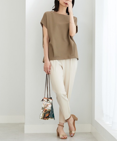 BELLUNA PLUS(ベルーナ)の「ミニワッフル素材裾タックプルオーバー(Tシャツ/カットソー・レディース・ターコイズブルー/アイボリー/モカ・MEDIUM/LARGE/X-LARGE)」の18枚目の写真