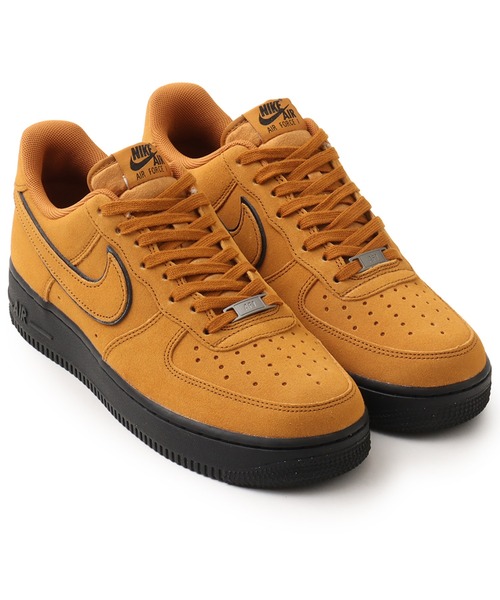 NIKE(ナイキ)の「NIKE AIR FORCE 1 '07 LV8 / ナイキ エア フォース 1 '07 LV8 【SP】(スニーカー・メンズ・ブラウン・26.0cm/26.5cm/27.0cm/27.5cm/28.0cm/28.5cm/29.0cm/30.0cm/25.5cm)」の1枚目の写真
