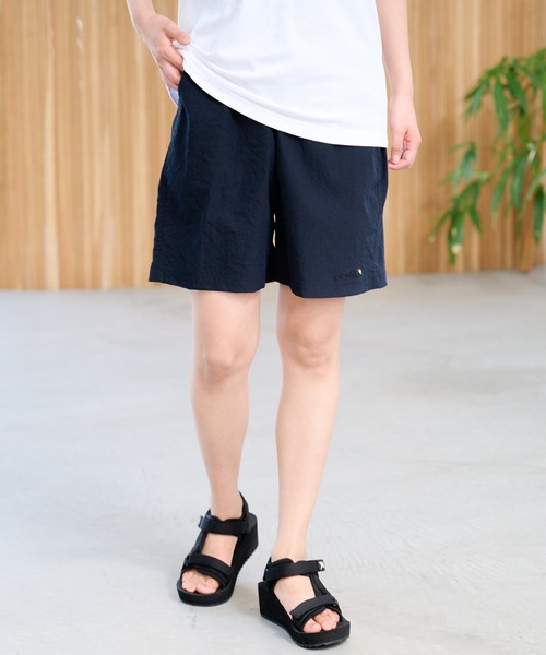 Arnold Palmer（アーノルドパーマー）の「ストレッチワッシャー シェア ショートパンツ（その他パンツ・レディース・ネイビー/カーキ/ブラック・M/LL/L/S）」の3枚目の写真