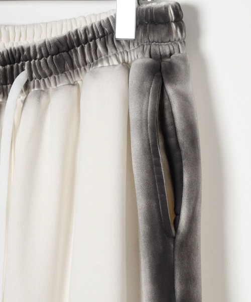 3.3 Field Trip （3.3フィールドトリップ）の「3.3 Field Trip／グラデスプレースウェットパンツ（スウェットパンツ・メンズ・ブラック・LARGE/MEDIUM）」の2枚目の写真