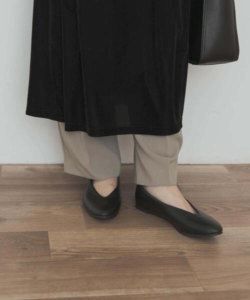 URBAN RESEARCH DOORS(アーバンリサーチドアーズ)の「Vカットパンプス(パンプス・レディース・ブラック/ブラウン・35/38/37/36)」の16枚目の写真