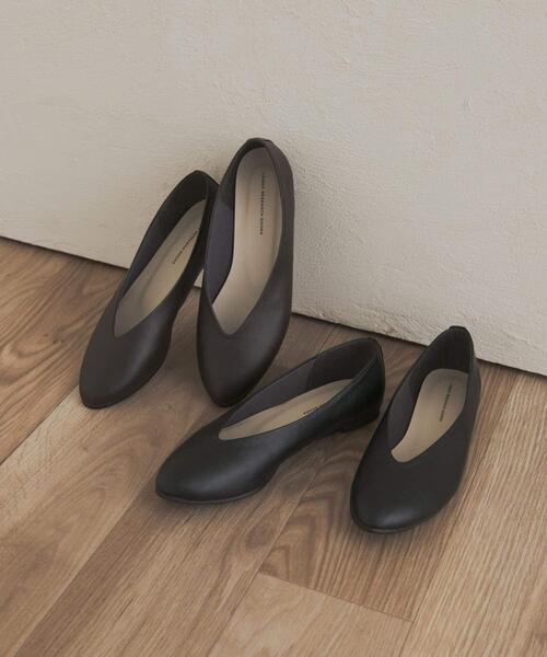 URBAN RESEARCH DOORS(アーバンリサーチドアーズ)の「Vカットパンプス(パンプス・レディース・ブラック/ブラウン・35/38/37/36)」の15枚目の写真