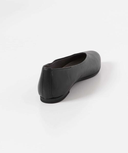 URBAN RESEARCH DOORS(アーバンリサーチドアーズ)の「Vカットパンプス(パンプス・レディース・ブラック/ブラウン・35/38/37/36)」の12枚目の写真