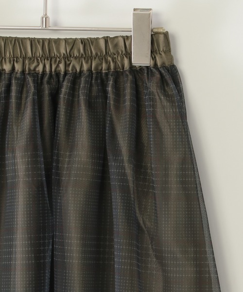 ikka（イッカ）の「【親子コーデ】チュールロングスカート（120~160cm）（スカート・キッズ・チャコールグレー/ベージュ・120/130/140/150/160）」の5枚目の写真