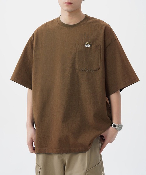 SETUP7（セットアップセブン）の「【SETUP7】ワンポイント 刺繍  オーバーサイズＴシャツ タウンユース/ストリート/アウトドア/古着MIX/ワンマイルウェア　KNF144（Tシャツ/カットソー・メンズ・ホワイト/ネイビー/ブラック/ブラウン・L/XL）」の4枚目の写真