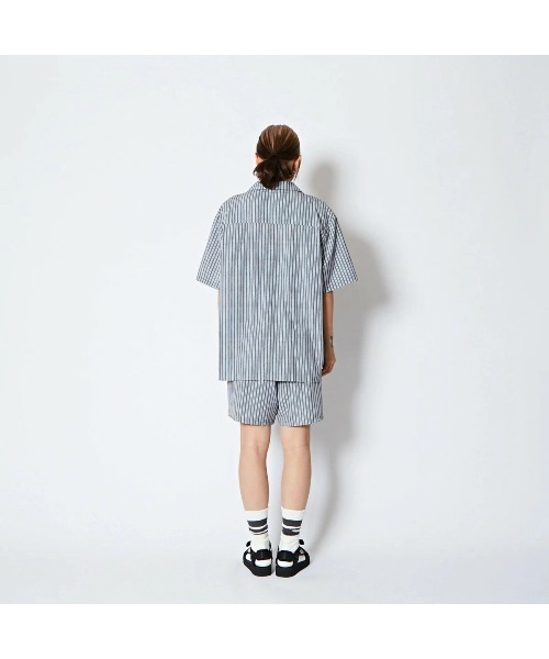 AKTR(アクター)の「AKTR FREEDOM STRIPE SHIRTS(アクター フリーダム ストライプ シャツ)(シャツ/ブラウス・メンズ・ブルー系/グリーン系・MEDIUM/LARGE/X-LARGE/XX-LARGE)」の7枚目の写真