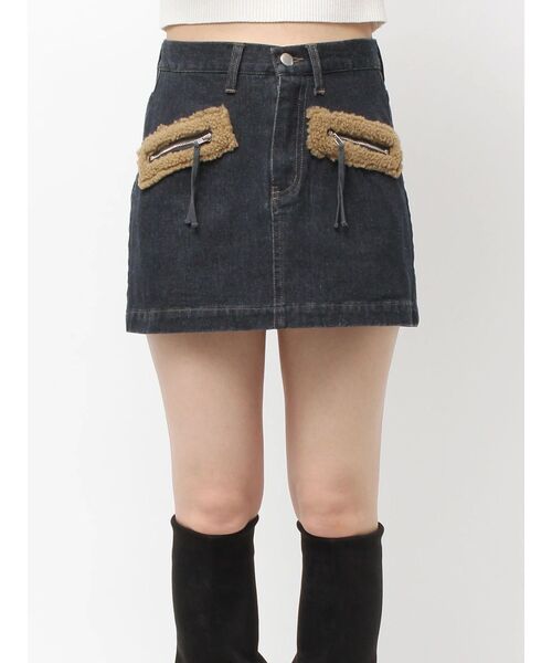 EMODA（エモダ）の「ボアポケットミニスカート（スカート・レディース・インディゴブルー/ブルー/ブラック・SMALL/MEDIUM）」の3枚目の写真