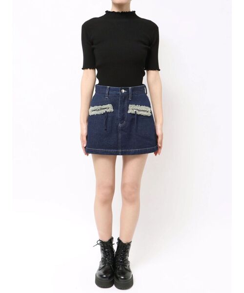 EMODA(エモダ)の「ボアポケットミニスカート(スカート・レディース・インディゴブルー/ブルー/ブラック・SMALL/MEDIUM)」の14枚目の写真