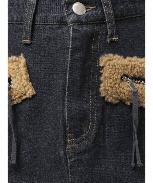 EMODA(エモダ)の「ボアポケットミニスカート(スカート・レディース・インディゴブルー/ブルー/ブラック・SMALL/MEDIUM)」の18枚目の写真