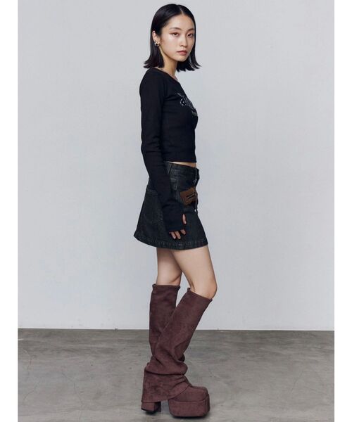 EMODA（エモダ）の「ボアポケットミニスカート（スカート・レディース・インディゴブルー/ブルー/ブラック・SMALL/MEDIUM）」の7枚目の写真