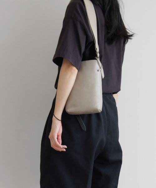 OIL SHRINK SHOULDER / TYP S（ショルダーバッグ）｜TIDEWAY