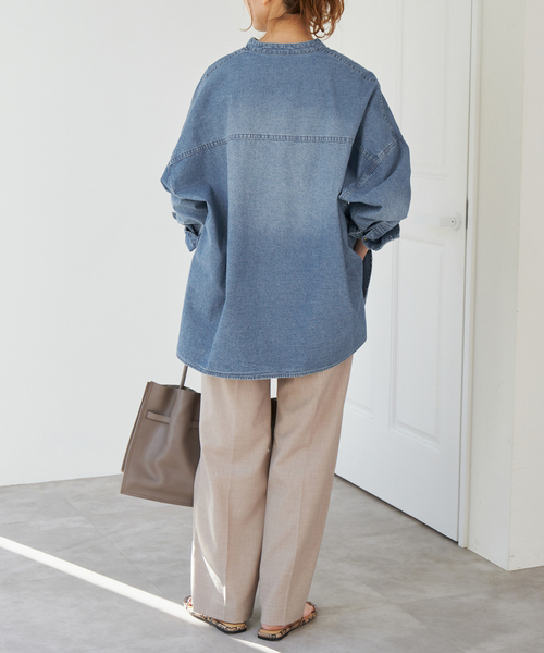 Spick & Span(スピックアンドスパン)の「《追加》バンドカラーボックスダンガリーシャツ(シャツ/ブラウス・レディース・ブルー系その他/ブラック・FREE)」の19枚目の写真