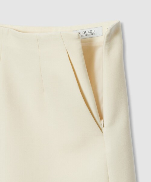 LOULOU WILLOUGHBY（ルルウィルビー）の「【LOULOU WILLOUGHBY】Ｗダブルクロスショートパンツ（その他パンツ・レディース・オフホワイト/ブラック・1/2）」の9枚目の写真