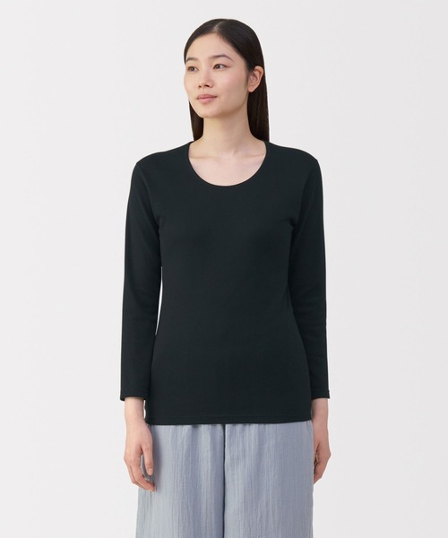 無印良品(ムジルシリョウヒン)の「婦人 あったか綿 厚手 Uネック八分袖Tシャツ(インナーウェア/肌着・レディース・ライトピンク/ブラック/グレー系/オフホワイト・XL/L/M/S)」の2枚目の写真