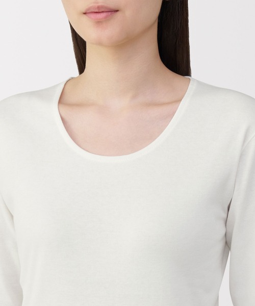 無印良品(ムジルシリョウヒン)の「婦人 あったか綿 厚手 Uネック八分袖Tシャツ(インナーウェア/肌着・レディース・ライトピンク/ブラック/グレー系/オフホワイト・XL/L/M/S)」の8枚目の写真