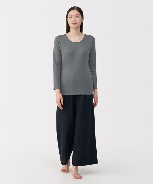 無印良品(ムジルシリョウヒン)の「婦人 あったか綿 厚手 Uネック八分袖Tシャツ(インナーウェア/肌着・レディース・ライトピンク/ブラック/グレー系/オフホワイト・XL/L/M/S)」の17枚目の写真