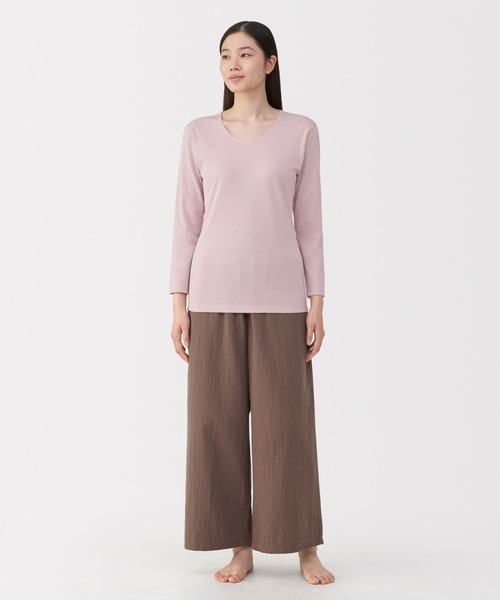 無印良品(ムジルシリョウヒン)の「婦人 あったか綿 厚手 Uネック八分袖Tシャツ(インナーウェア/肌着・レディース・ライトピンク/ブラック/グレー系/オフホワイト・XL/L/M/S)」の20枚目の写真