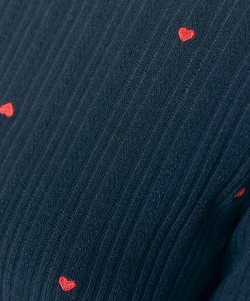 marun（マルン）の「＜大きいサイズ＞オリジナルハート刺しゅうリブカットソー marun（Tシャツ/カットソー・レディース・アイボリー/ブラック・L/LL/3L/4L/5L）」の19枚目の写真