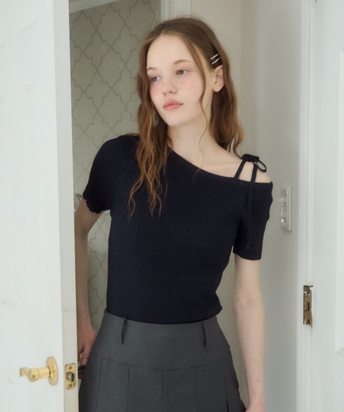 Birthday room(バースデイルーム)の「ワンショルダーリボントップス/one sholder ribbon tops(Tシャツ/カットソー・レディース・ネイビー/アイボリー・FREE)」の9枚目の写真