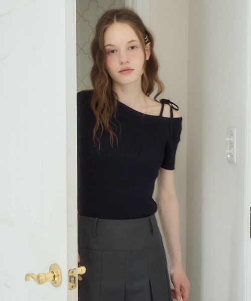 Birthday room(バースデイルーム)の「ワンショルダーリボントップス/one sholder ribbon tops(Tシャツ/カットソー・レディース・ネイビー/アイボリー・FREE)」の14枚目の写真