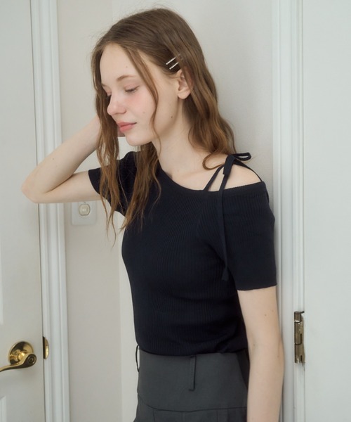 Birthday room(バースデイルーム)の「ワンショルダーリボントップス/one sholder ribbon tops(Tシャツ/カットソー・レディース・ネイビー/アイボリー・FREE)」の17枚目の写真