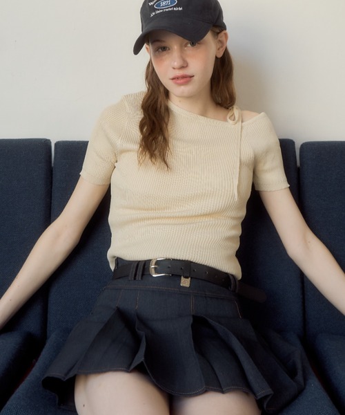 Birthday room(バースデイルーム)の「ワンショルダーリボントップス/one sholder ribbon tops(Tシャツ/カットソー・レディース・ネイビー/アイボリー・FREE)」の3枚目の写真