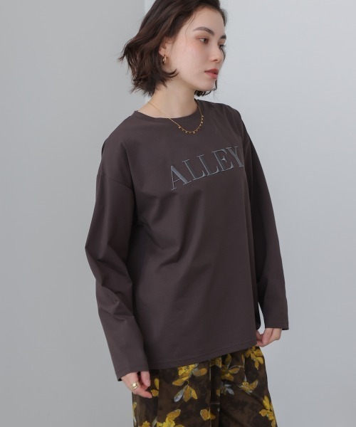 Bou Jeloud(ブージュルード)の「厚盛り刺しゅうロンT(Tシャツ/カットソー・レディース・ベージュ/チャコールグレー/ブラック・FREE)」の7枚目の写真