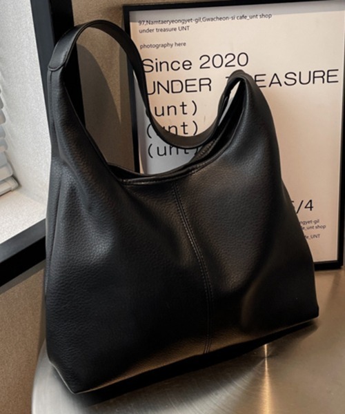 cammie(キャミー)の「フェイクレザートライアングルトートバッグ(トートバッグ・レディース・ブラック/ブラウン・F)」の5枚目の写真