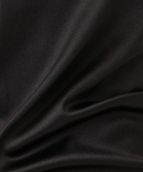 A part by（アパートバイ）の「ストレッチサテンVキャミ（キャミソール・レディース・オフホワイト/ブラック/グレー系その他5・FREE）」の14枚目の写真